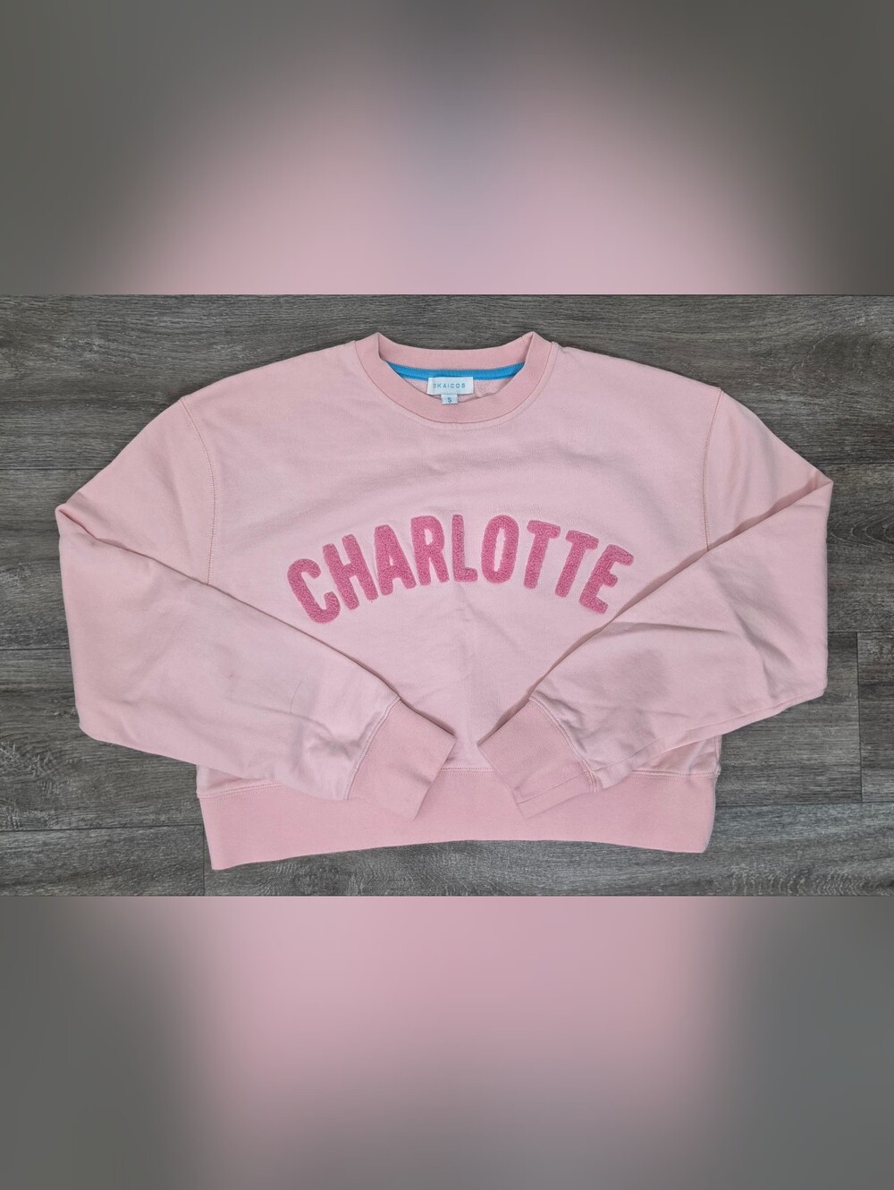 Okaicos Cropped Sweatshirt-Size Small